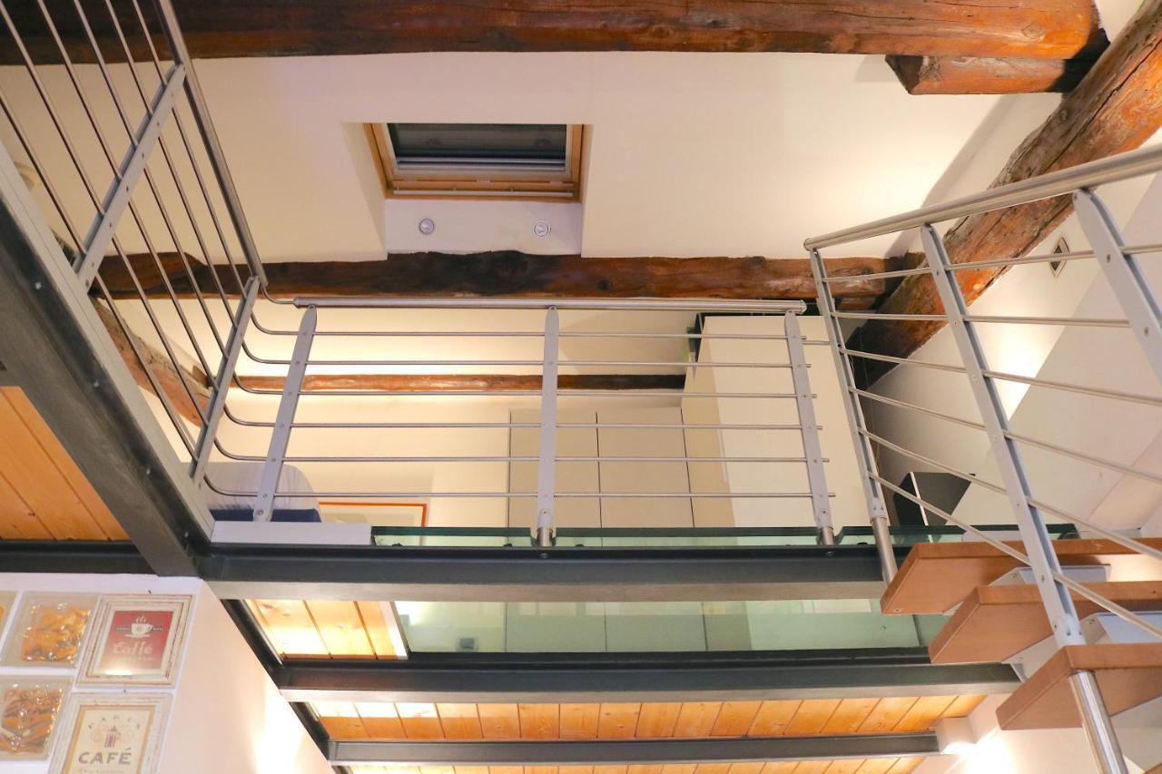 Charming In The Navigli District - 4 People Appartement *