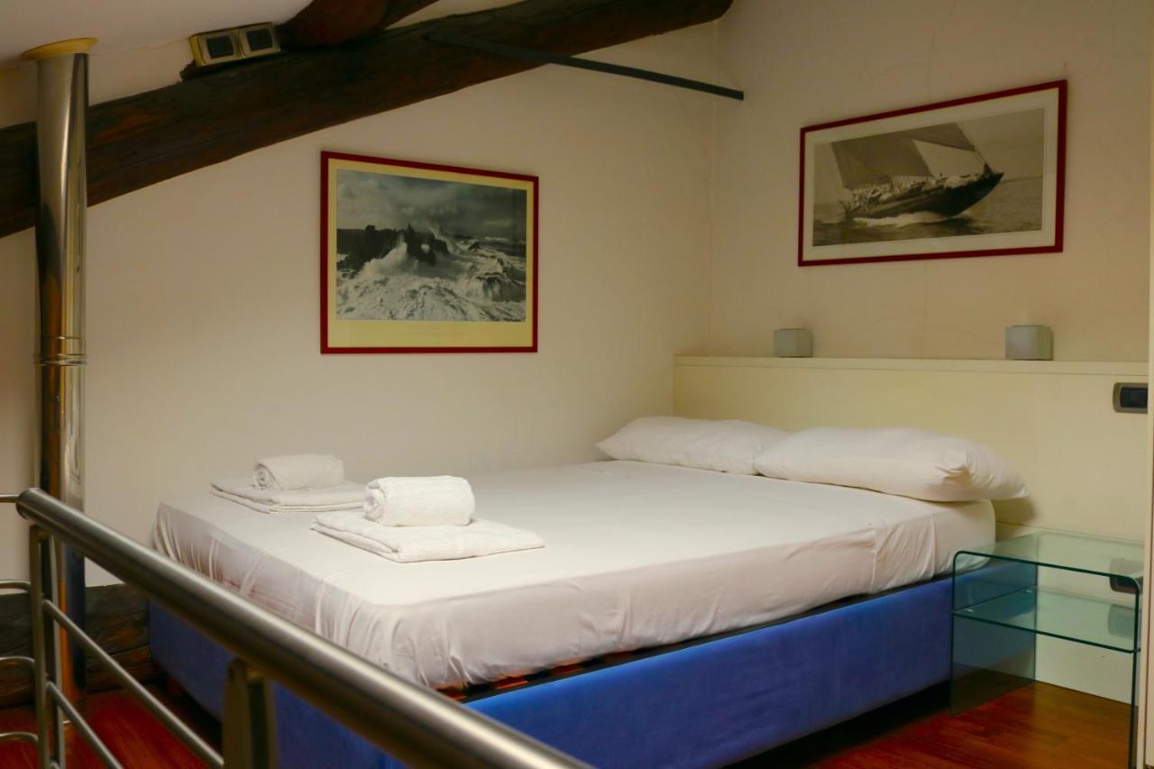 Appartement Charming In The Navigli District - 4 People Milaan